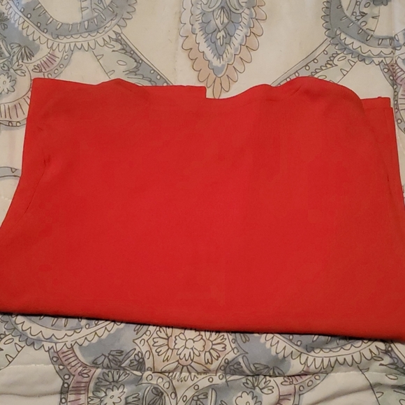 Sweater - Picture 3 of 4